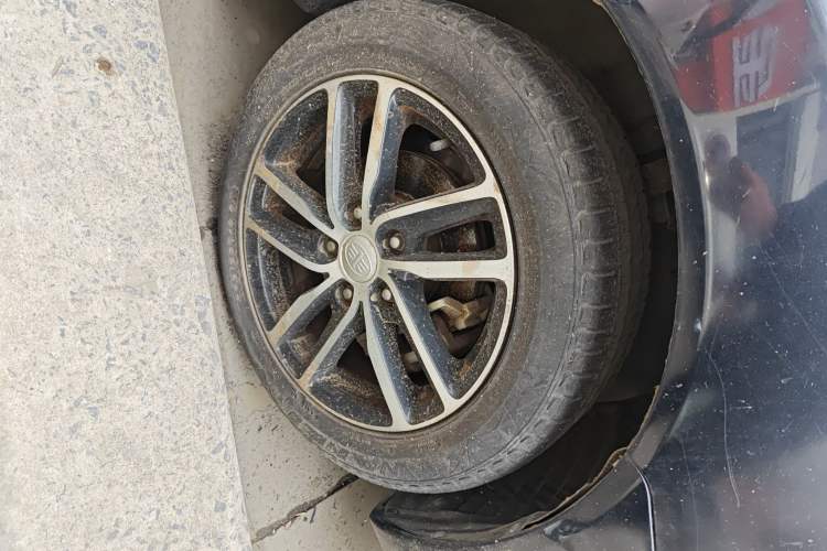 Used Bestune B50 2013 1.6L manual Comfort trim level