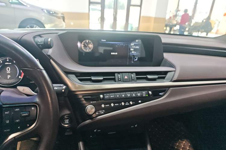 Used Lexus ES 2020 200 Excellence Edition