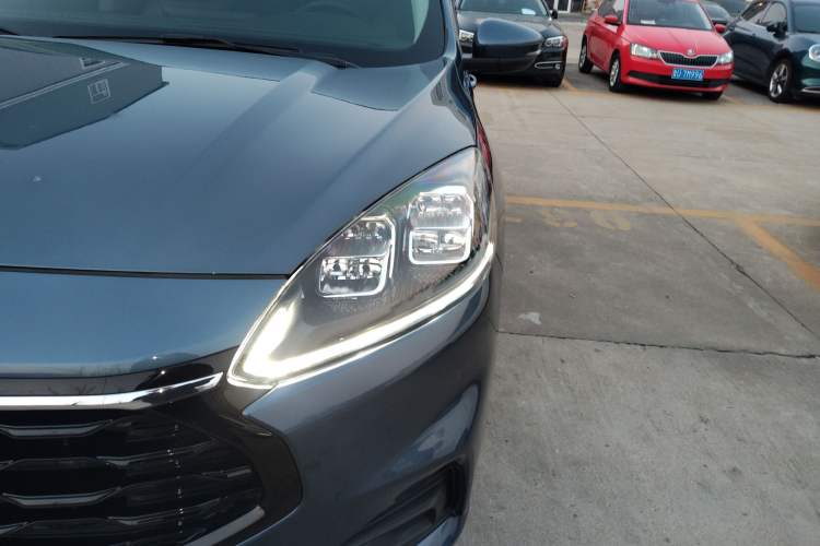 Used Ford Escape 2024 EcoBoost 245 Two-Wheel-Drive Titanium Edition