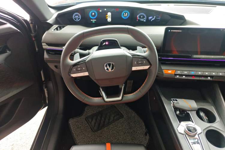 Used Changan UNI-V 2024 1.5T Prestige Sport Edition
