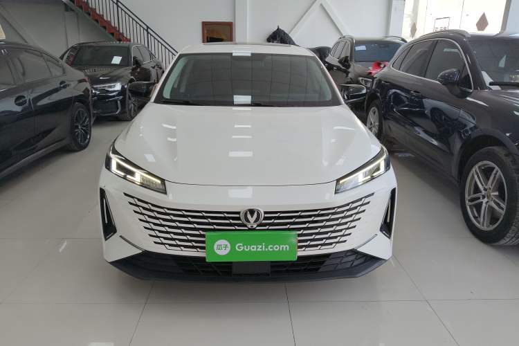 Used CHANGAN Eado DD 2023 Blue Whale NE 1.5T GDI DCT Navigation Model Front