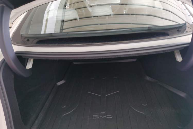 Used BYD Seal 06 New Energy 2025 DM-i Smart Drive 120KM Deluxe Model