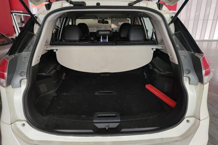 Used Nissan X-Trail 2014 2.0L CVT Comfort Edition 2WD
