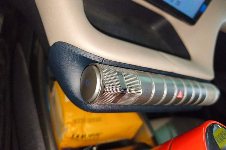 Used BYD Dolphin 2023 420 km Fashion Edition Gear Lever