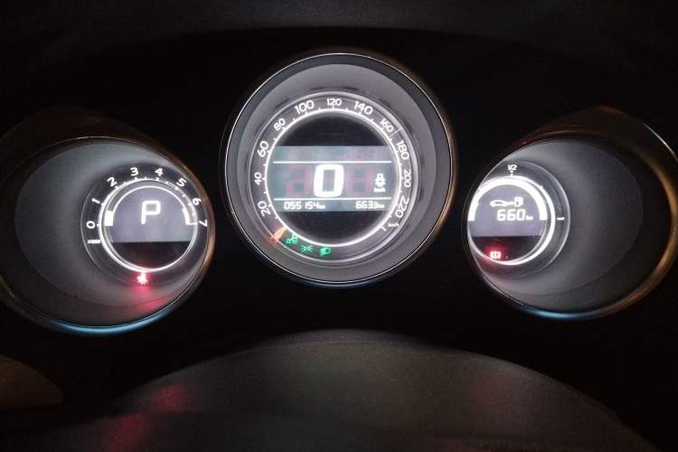 Used Citroen C4L 2016 1.6T Automatic Elite Model Instrument Cluster