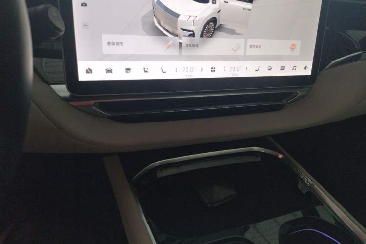 Used Zeekr 009 2022 WE Edition
