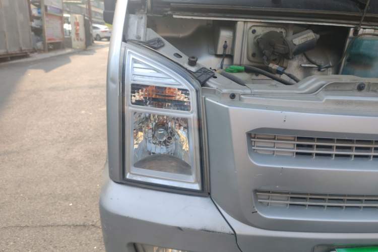 Used Ruichi EC35 2020 EC35 II Standard Edition 38.7 kWh Right Front Headlight