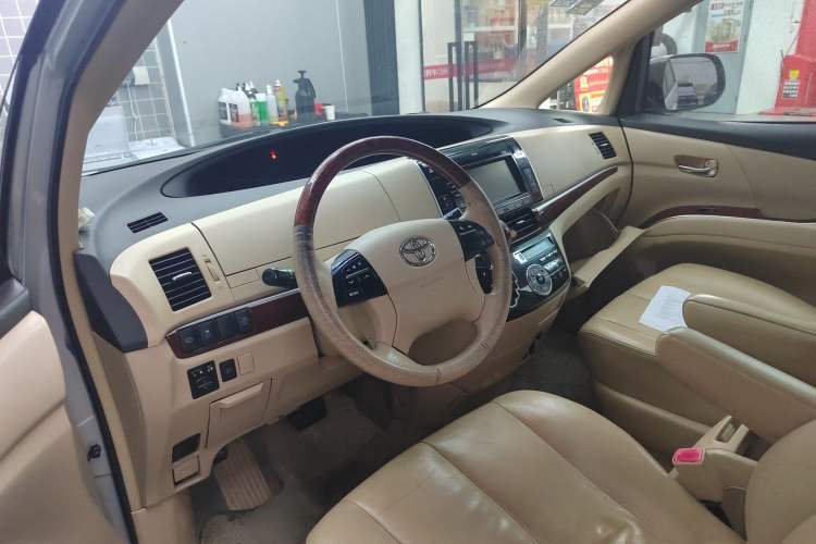 Used Toyota Previa 2012 3.5L 7-Seater Luxury Version
