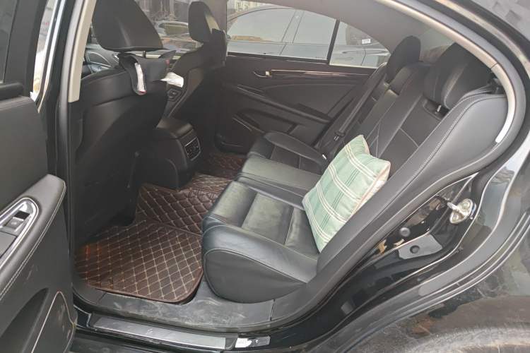 Used Hongqi H7 2018 2.0T Elite Edition
