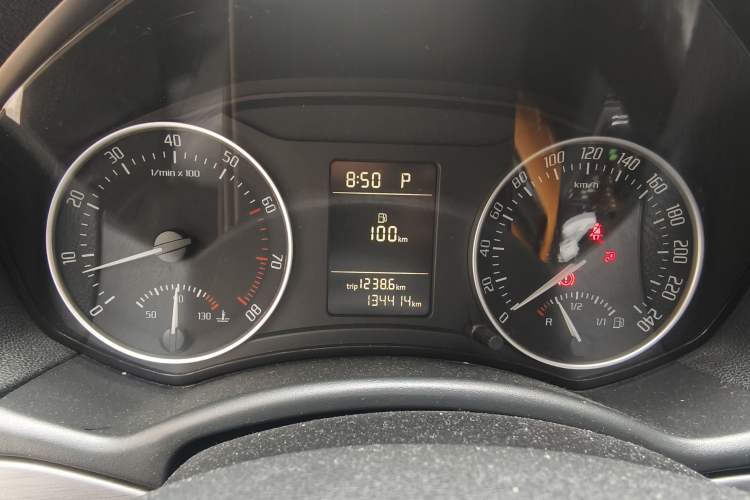 Used Skoda Octavia 2010 2.0L Automatic Yijun Edition