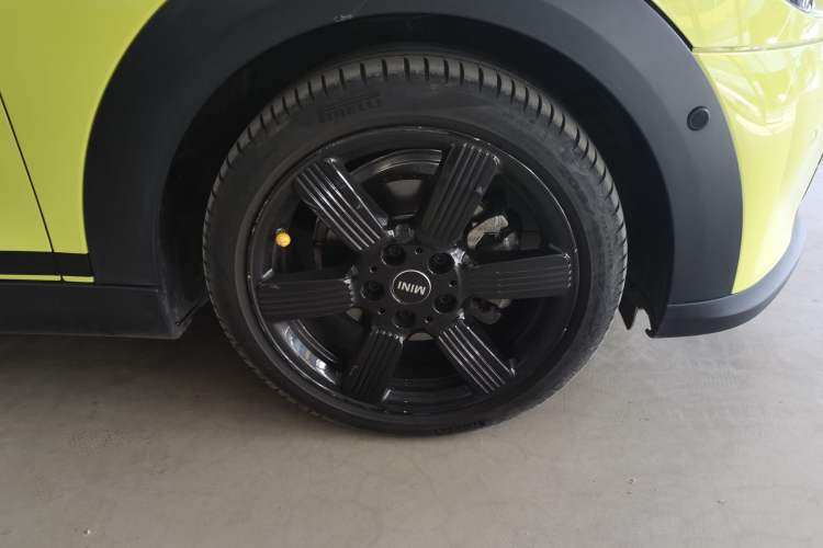 Used MINI 2022 Updated 1.5T COOPER Classic Edition Five-Door Version