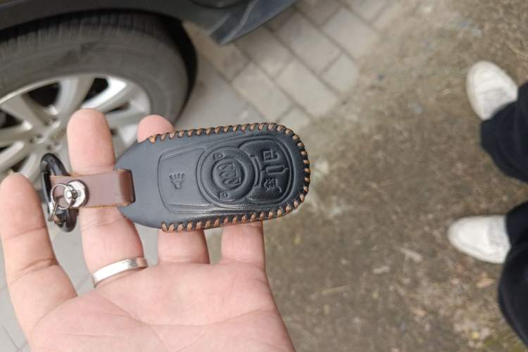 Used Buick Envision 2018 20T Two-Wheel Drive Luxury Model
