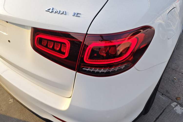 Used Mercedes-Benz GLC 2020 Facelift GLC 300 L 4MATIC Dynamic Edition
