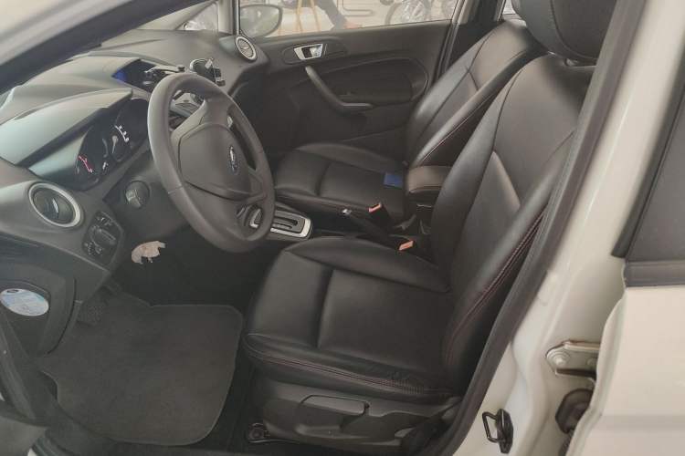 Used Ford Fiesta 2013 Hatchback 1.5L Automatic Fashion Edition Left Front Seat