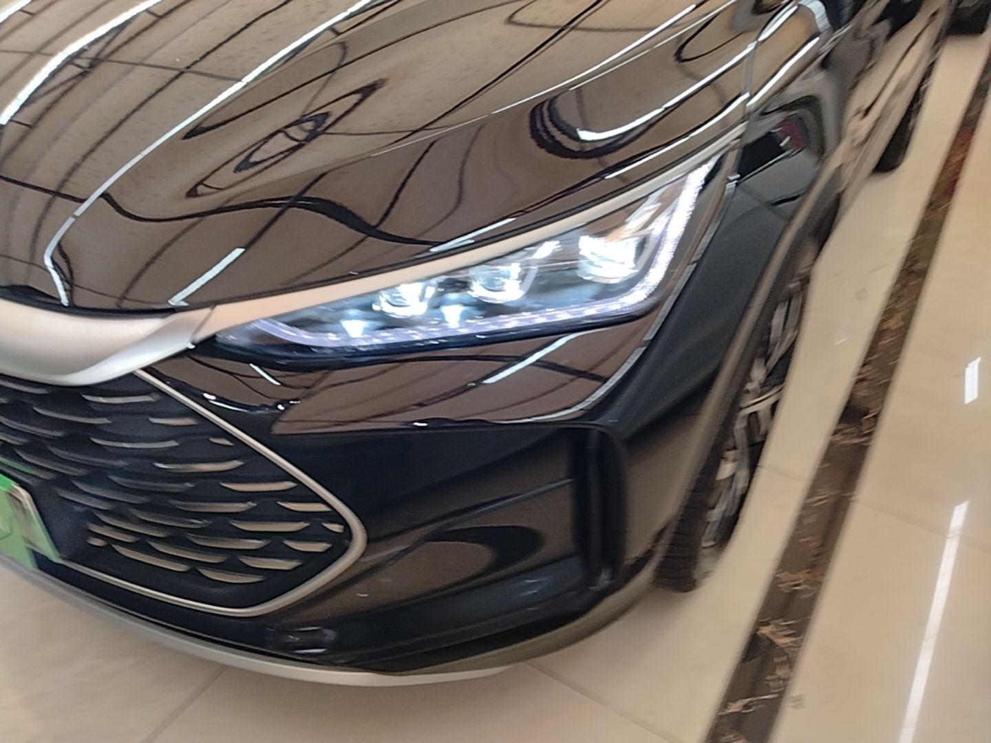 BYD Tang New Energy 2025 DM-i 115KM Prestige Model - Executive — снимка 8