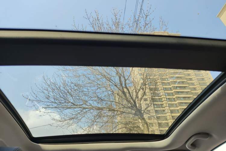 Used Hyundai Santa Fe 2013 Revised Version 2.4L Automatic All-Wheel Drive Smart Type
