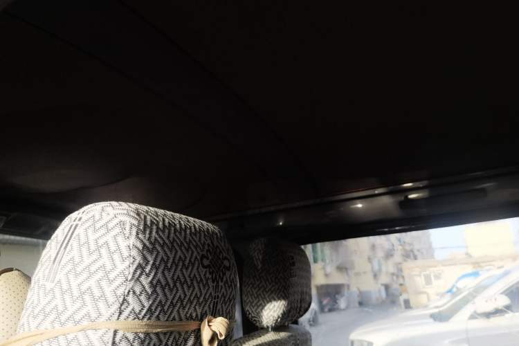 Used BAIC Weiwang 306 2011 1.3L luxury version 8 seats
