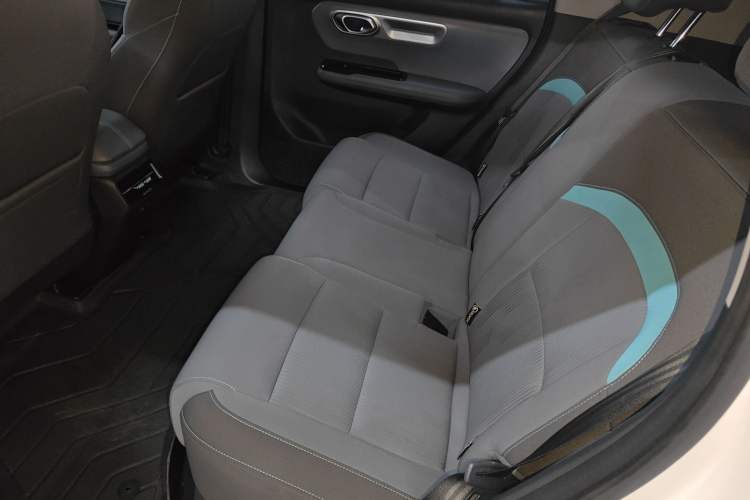 Used AION Y 2023 Younger
