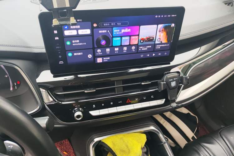 Used Haval H6 2021 National Trend Edition 1.5 GDIT Automatic Luxury Version
