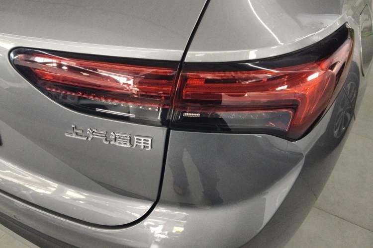 Used Buick Envision 2022 Encore S 552T Two-Wheel-Drive Luxury Model Right Rear Taillight