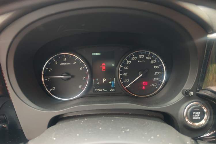 Used Mitsubishi Outlander 2013 2.4L Four-Wheel Drive Luxury Navigation Version 7 Seats
