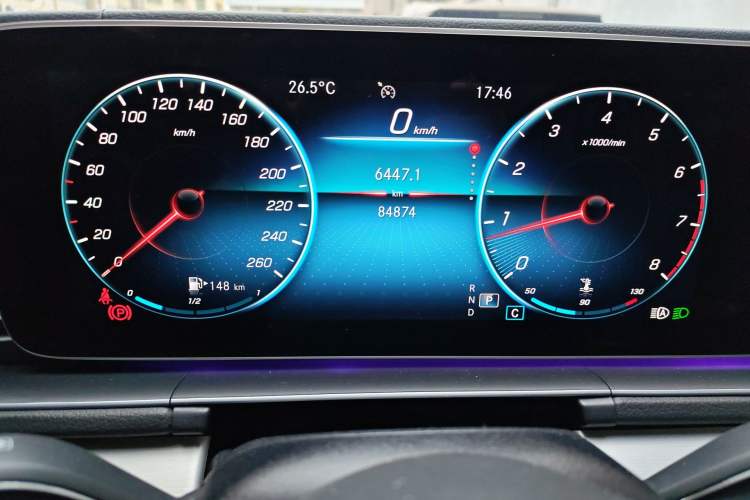 Used Mercedes-Benz GLE Coupe 2020 GLE 350 4MATIC Coupe SUV Luxury Model Odometer Close Up