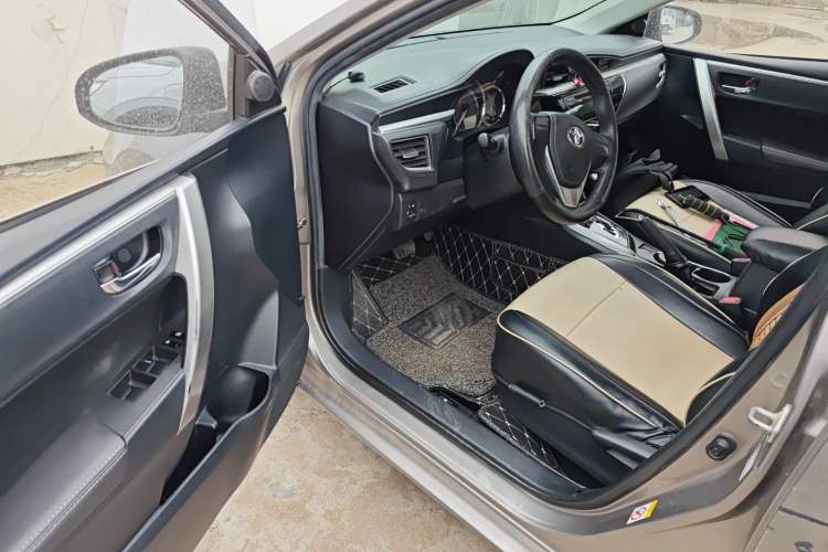 Used Toyota Corolla 2014 1.6L CVT GL Driver Seat