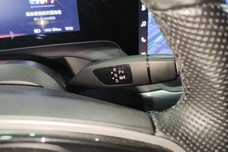 Used XPeng P7 2022 586G Gear Lever