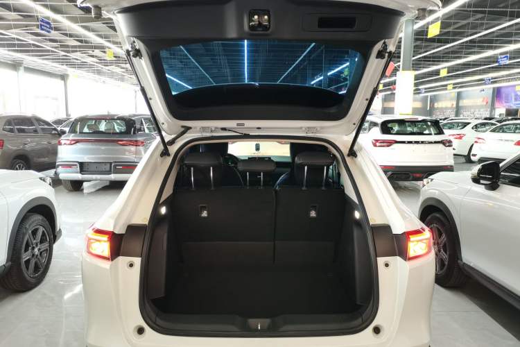 Used Honda Vezel 2023 1.5L CVT Elite Edition