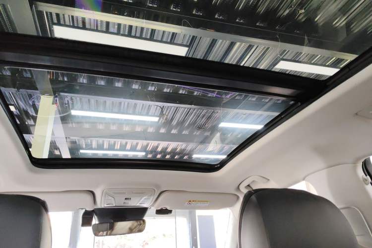 Used Hongqi HS5 2022 Revised Version 2.0T Smart Connect Flagship Edition
