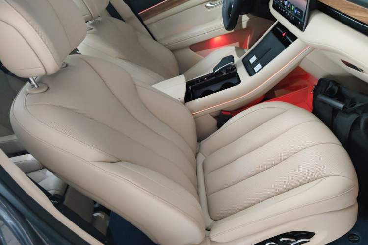 Used Hima AITO M7 2022 1.5T Rear-Drive Comfort Edition Right Front Seat