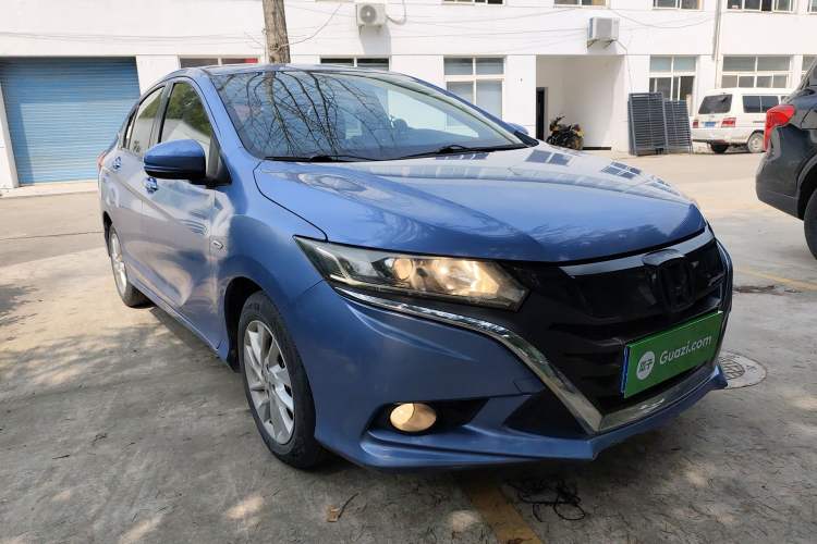 Used Honda Gienia 2017 1.5L CVT Comfort Version Front Right 45 Deg