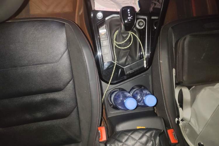 Used Volkswagen Tayron 2019 330TSI Two-Wheel-Drive Luxury Version China V Emission Standard Gear Lever