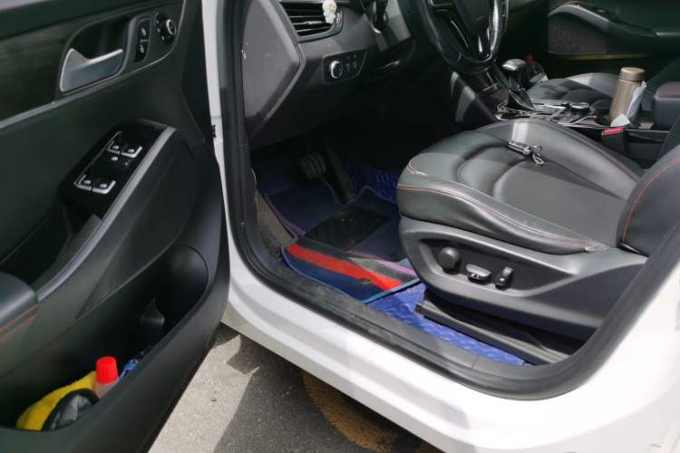 Used BORGWARD BX5 2017 20TGDI Automatic Two-Wheel Drive Pioneer Edition
