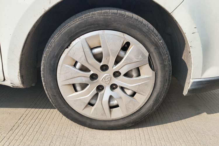 Used Baojun 730 2016 1.5L Manual Value Edition 7 Seats China V Emission Standard
