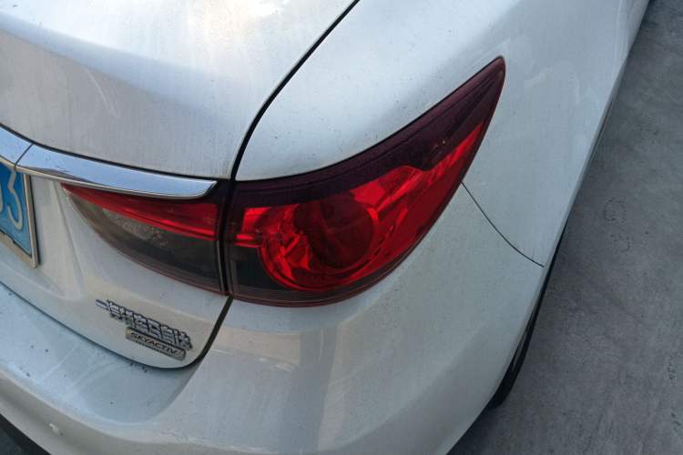 Used Mazda Atenza 2014 2.0L Blue Sky Luxury Edition
