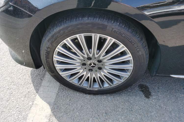 Used Mercedes-Benz E-Class 2020 Facelift E 300 L Stylish Edition
