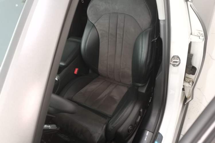 Used Audi A4L 2023 40 TFSI Luxury Dynamic Model