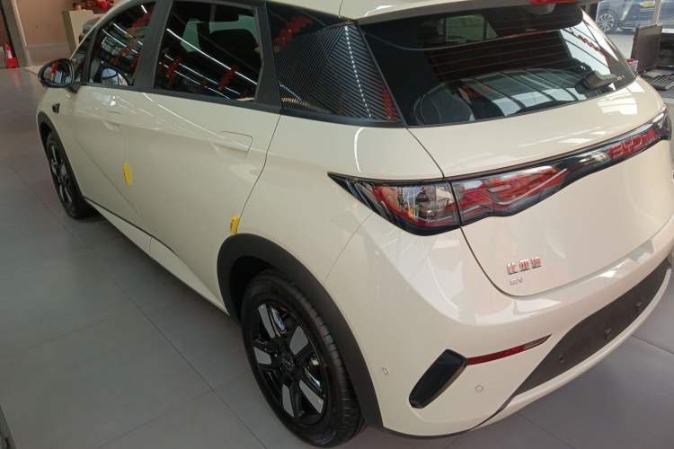 Used BYD Dolphin 2025 Intelligent Driving Version 410 km Fashion Edition
