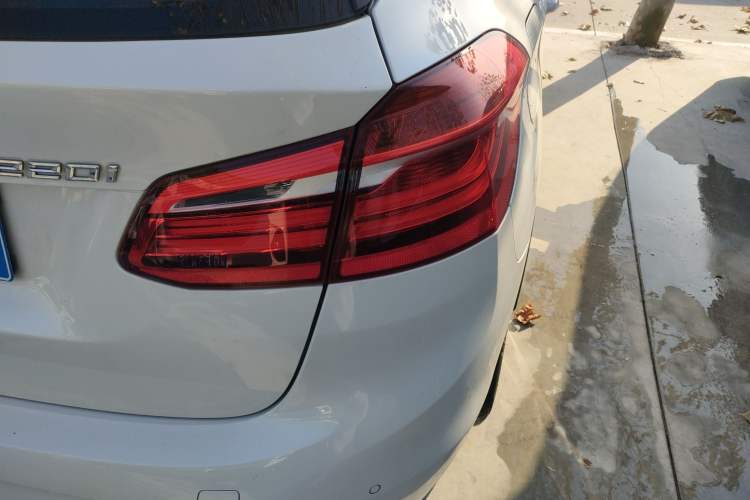 Used BMW 2 Series Active Tourer 2016 220i Luxury Edition
