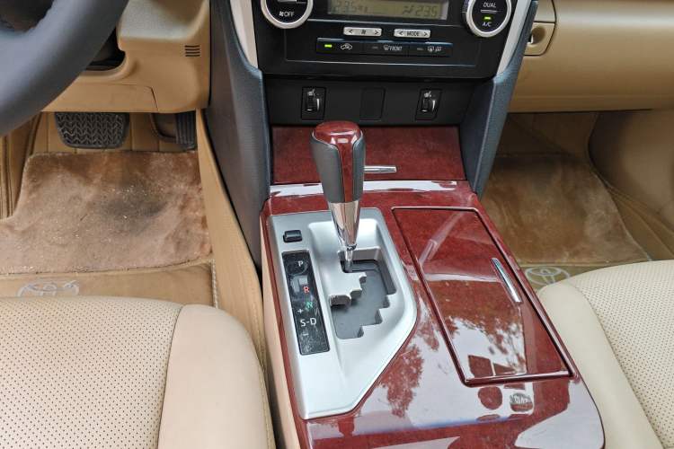 Used Toyota Camry 2013 2.0G Comfort Edition