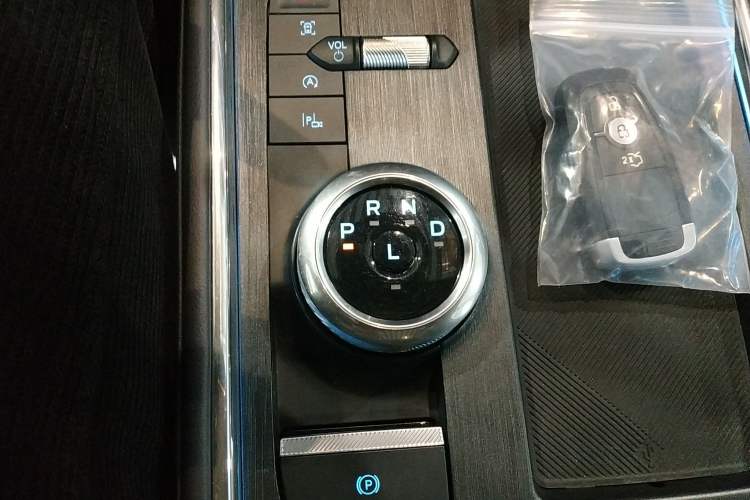 Used Ford Mondeo 2025 2.0T EcoBoost Ultimate Edition