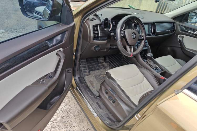 Used Skoda Kodiaq 2017 TSI330 7-Seater Two-Wheel-Drive Luxury Edition Driver Seat