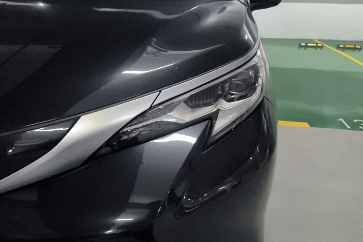 Used Toyota SIENNA 2023 2.5L Hybrid Deluxe Edition