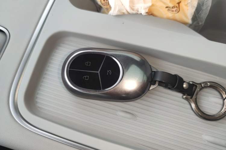 Used Nio ES6 2024 75 kWh
