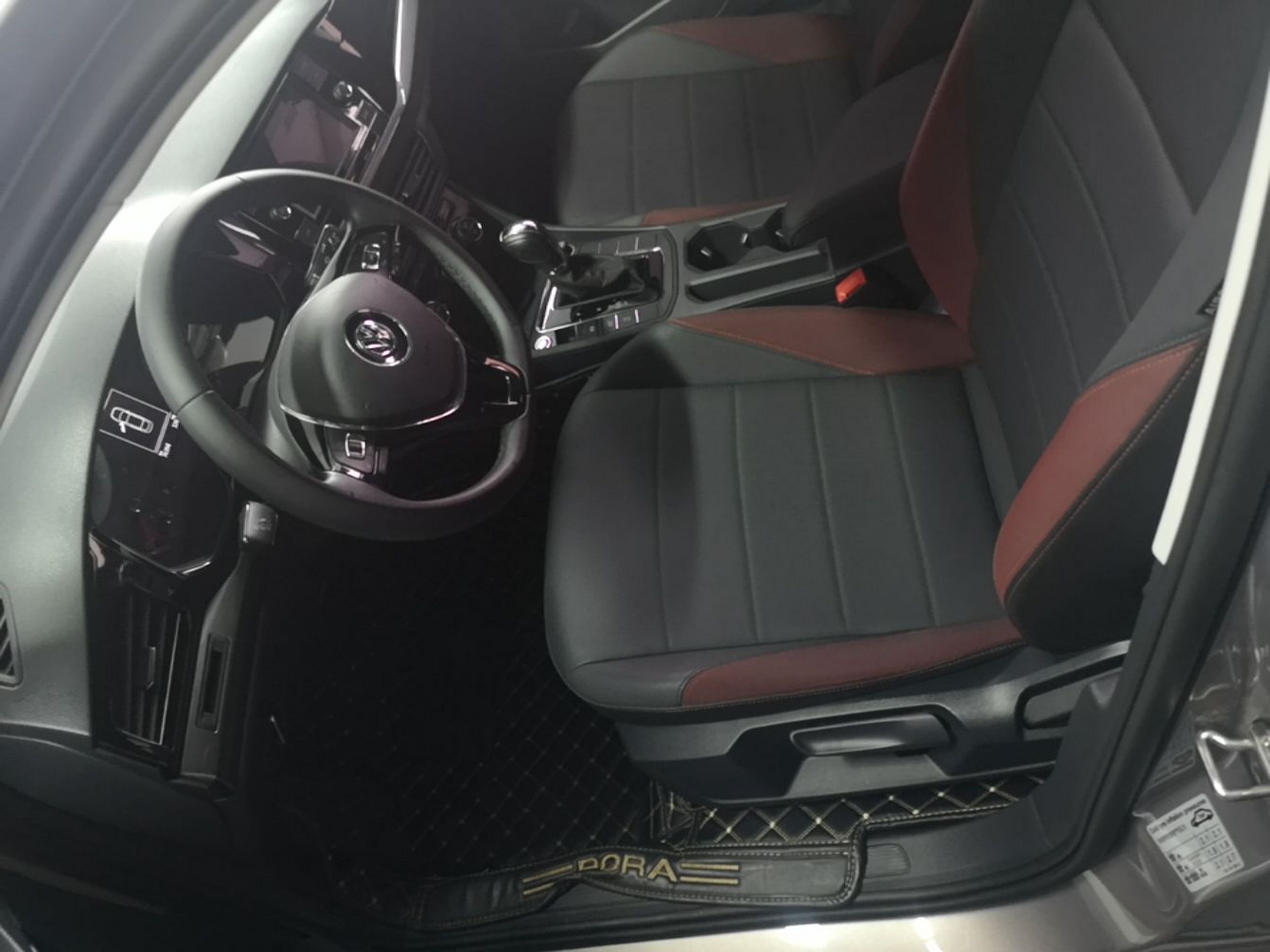 Interior delantero