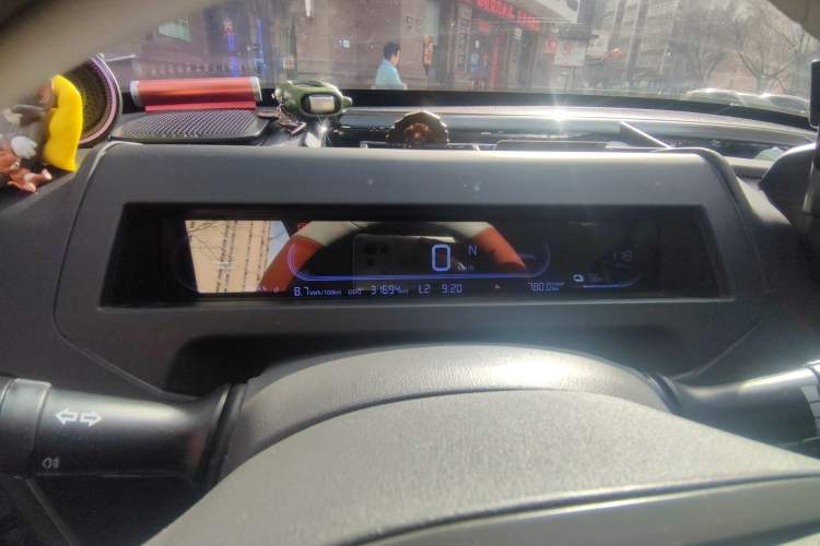 Used Geely Galaxy Panda 2023 Panda Mini 200km Endurance Bear
