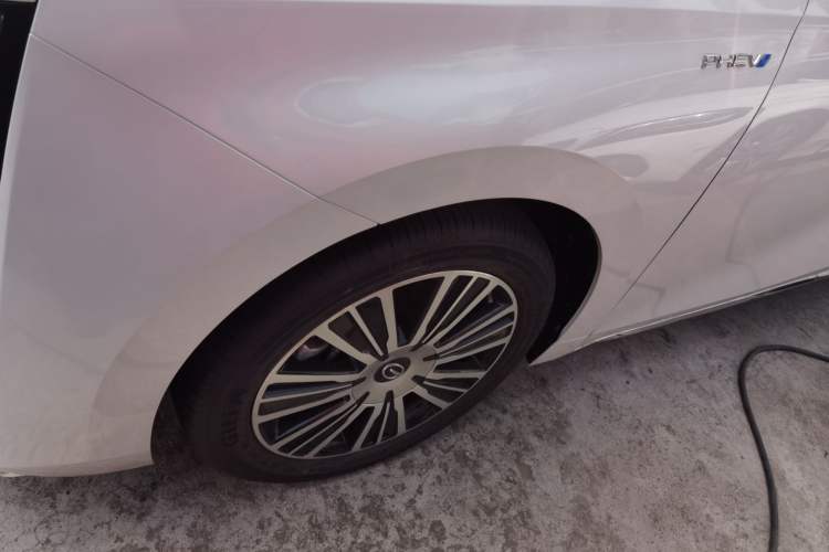 Used GAC Trumpchi E8 New Energy 2024 150km MAX+ Left Front Wheel Hub