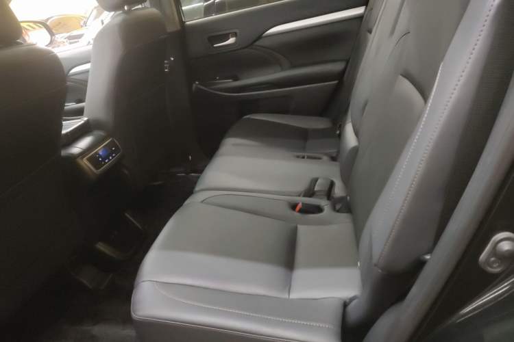 Used Toyota Highlander 2021 2.0T Four-Wheel Drive Luxury Edition 7 Seats
