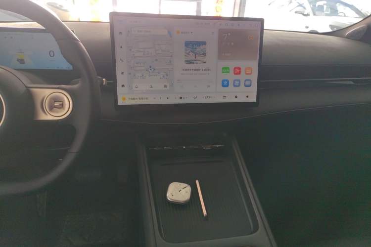 Used Baojun Yunhai 2024 140km Plug-in Hybrid Version
